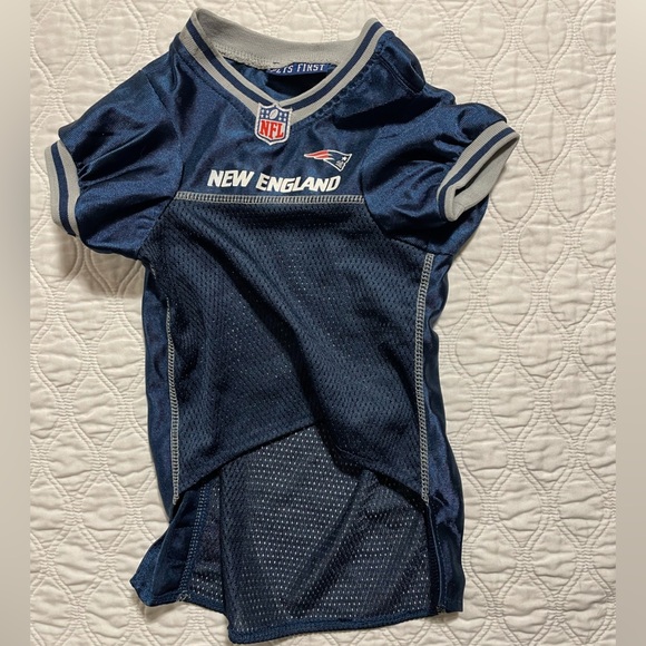 NFL Team Jersey New England Patriots Number 00 Mesh L Pets First - Picture 2 of 4